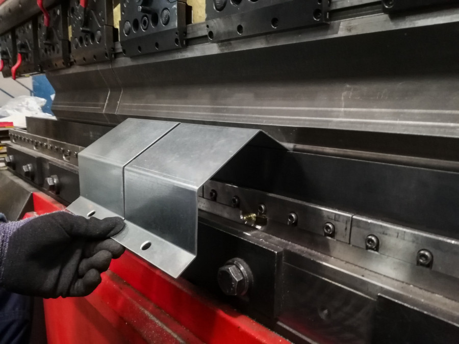 Sheet metal bending